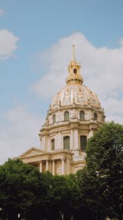 11 NOVEMBRE : VOTRE MOBILISATION EST ESSENTIELLE 🔵
 
Créé il y a 100 ans, le Bleuet de France continue, grâce à vous, de soutenir chaque année près de 25 000 vies : militaires blessés, les victimes du terrorisme, les pupilles de la Nation et les familles endeuillées. Tous sont épaulés pour les aider dans leur chemin de reconstruction.
 
100 ans après, votre soutien reste indispensable. Le Bleuet ne vit que de vos dons. En 2025 comme en 1925, votre geste est décisif : donnez, portez-le, partagez nos publications et parlez-en autour de vous.
 
Chaque geste compte ➡️ lien en bio 

#BleuetdeFrance #11novembre #Armistice #militaire #remembrance #JesoutiensleBleuet