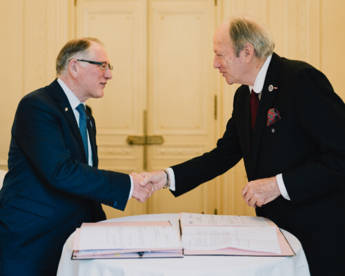 Signature convention de mécénat Solidarm x Bleuet de France
