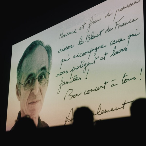 Jean-Jacques Goldman sort de son silence… pour le Bleuet de France !