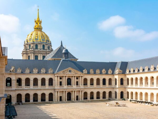 Cour des Invalides