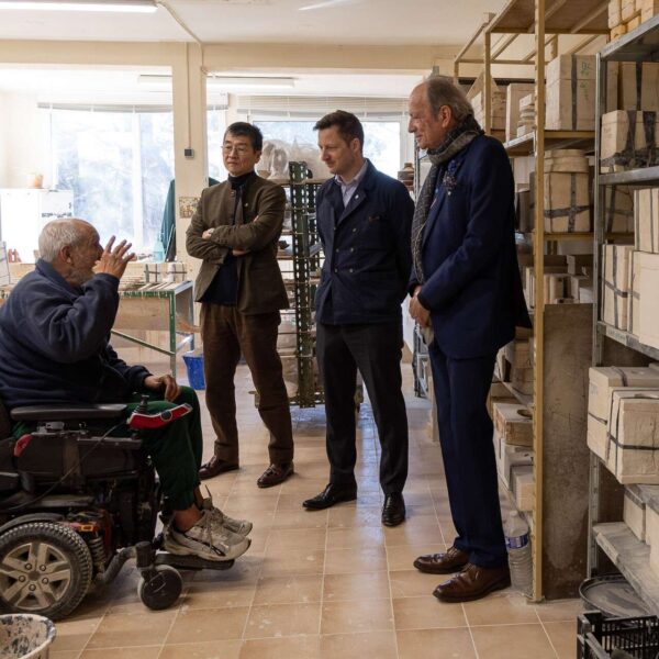 Remise de chèque à la Légion étrangère