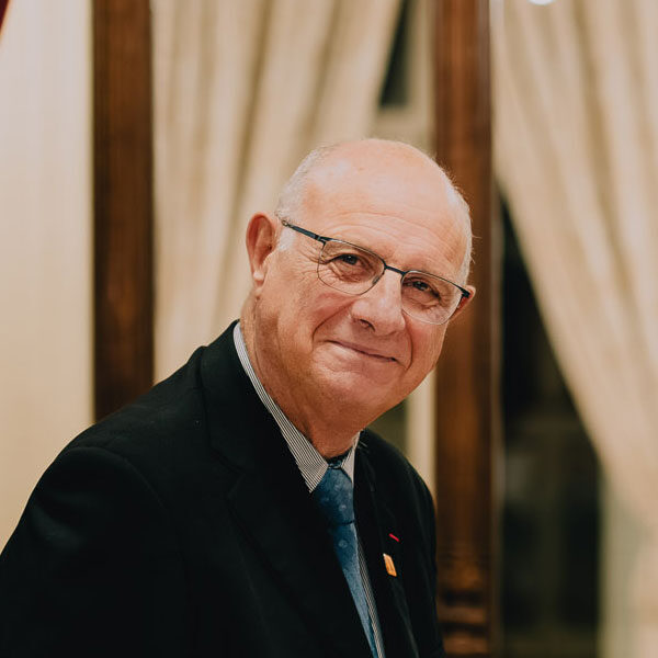 Pierre Lara, Président de la Carac. Pierre Lara, Président de la Carac.